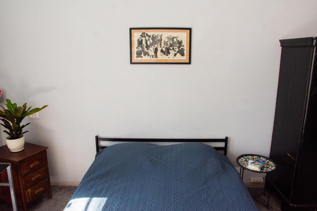 Entire 2-Bedroom Authentic Flat Kiev Exterior foto