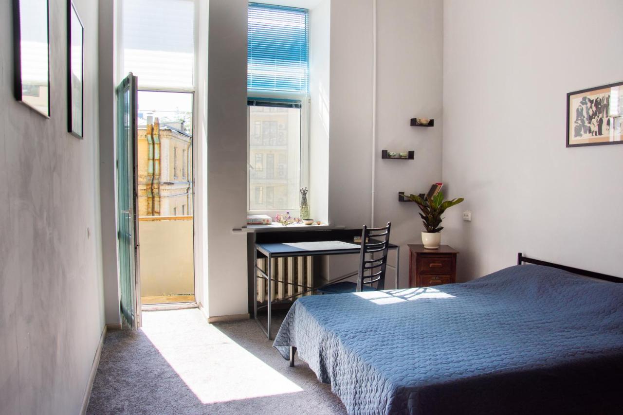 Entire 2-Bedroom Authentic Flat Kiev Exterior foto